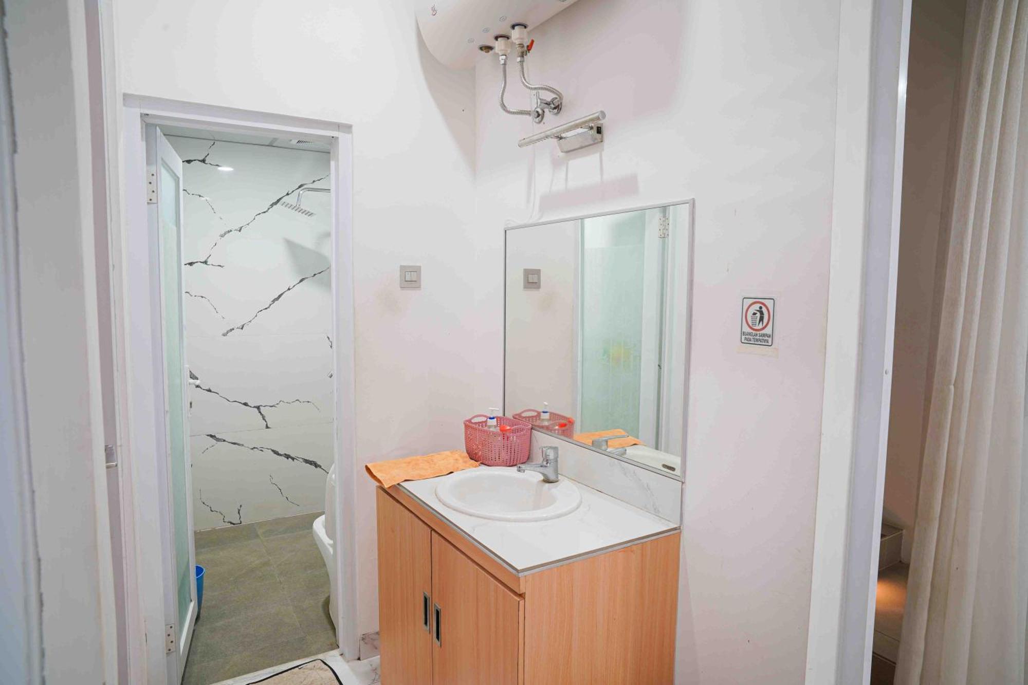 בנדונג Schones Haus Private Pool & Netflix By Grorental מראה חיצוני תמונה