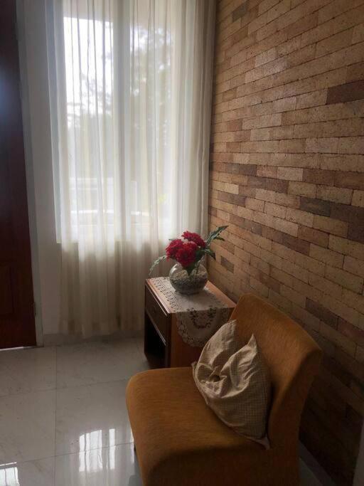 בנדונג Schones Haus Private Pool & Netflix By Grorental מראה חיצוני תמונה