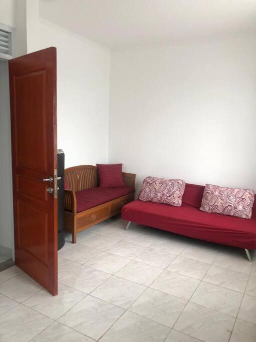 בנדונג Schones Haus Private Pool & Netflix By Grorental מראה חיצוני תמונה